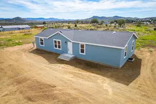 20921 E Park View Ln, Cordes Lakes, AZ 86333 - Photo 34