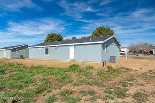 20921 E Park View Ln, Cordes Lakes, AZ 86333 - Photo 1