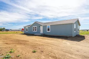 20921 E Park View Ln, Cordes Lakes, AZ 86333 - Photo 4