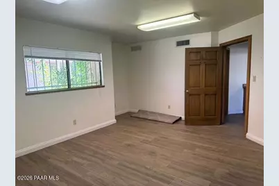 637 W Hillside Avenue, Prescott, AZ 86301 - Photo 8