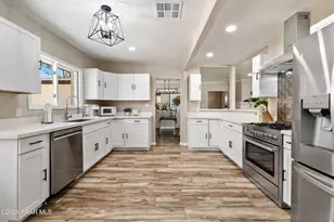 315 N Robinson Dr, Prescott, AZ 86303 - Photo 2