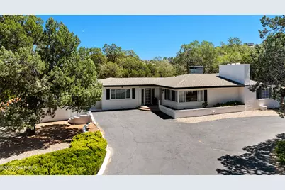 315 N Robinson Drive, Prescott, AZ 86303 - Photo 1