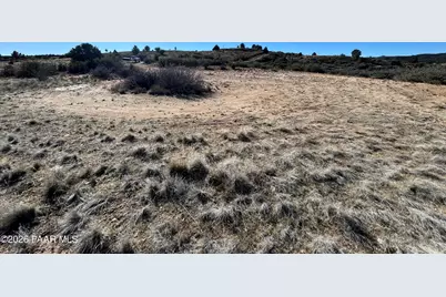 17327 S Rocky Boy Way, Peeples Valley, AZ 85362 - Photo 8