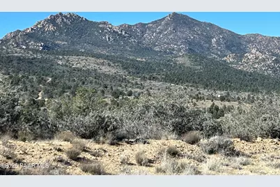 17327 S Rocky Boy Way, Peeples Valley, AZ 85362 - Photo 10