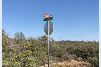 7990 S Bristol Boulevard, Kirkland, AZ 86332 - Photo 10