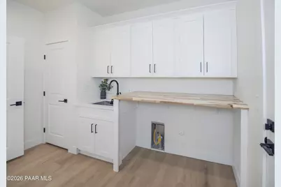 10603 E Straight Arrow Road, Dewey-Humboldt, AZ 86327 - Photo 26