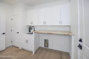 10603 E Straight Arrow Rd, Dewey-Humboldt, AZ 86327 - Photo 26