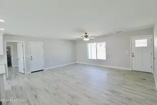 20275 E Mesa Verde Rd, Mayer, AZ 86333 - Photo 4