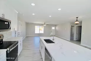 20275 E Mesa Verde Rd, Mayer, AZ 86333 - Photo 12