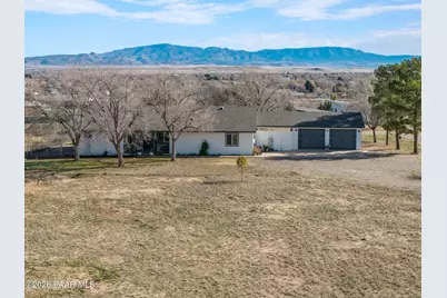 283 N Reed Road, Chino Valley, AZ 86323 - Photo 2