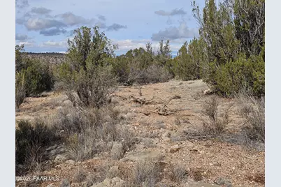 56056 N Bridge Canyon Parkway, Seligman, AZ 86337 - Photo 8