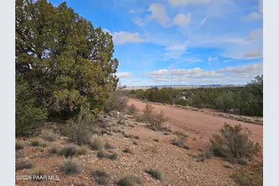 56450 N Shadow Mountain Parkway, Seligman, AZ 86337 - Photo 4