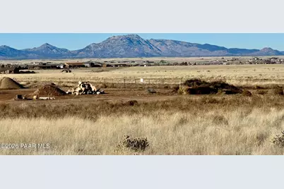 10122 E Wishing Well Way, Prescott Valley, AZ 86315 - Photo 4