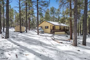 7446 E Knighthood Ln, Williams, AZ 86046 - Photo 2