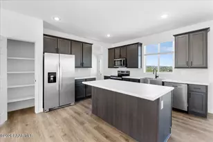 7420 E Bunkhouse Rd, Prescott Valley, AZ 86315 - Photo 8