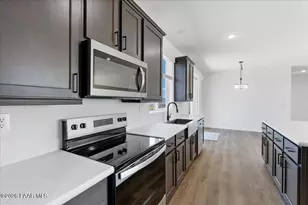 7420 E Bunkhouse Rd, Prescott Valley, AZ 86315 - Photo 10