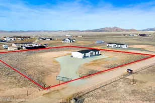 7420 E Bunkhouse Rd, Prescott Valley, AZ 86315 - Photo 1