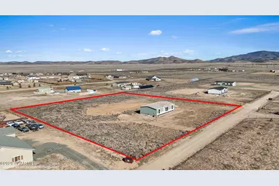 7366 E Bunkhouse Road, Prescott Valley, AZ 86315 - Photo 2