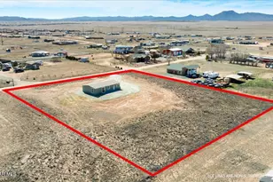 7366 E Bunkhouse Rd, Prescott Valley, AZ 86315 - Photo 4