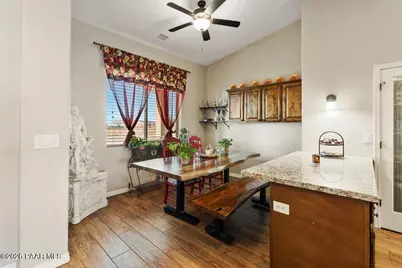 11295 N Scalli Way, Prescott Valley, AZ 86315 - Photo 10