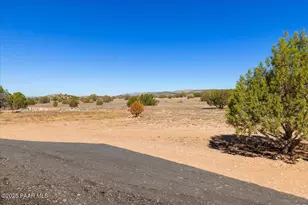 1220 E Cougar Rdg Rd, Paulden, AZ 86334 - Photo 22