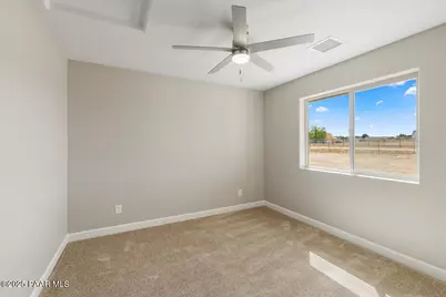1220 E Cougar Ridge Road, Paulden, AZ 86334 - Photo 12