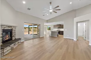 1220 E Cougar Rdg Rd, Paulden, AZ 86334 - Photo 4