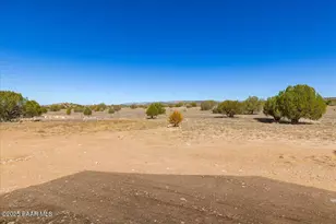 1220 E Cougar Rdg Rd, Paulden, AZ 86334 - Photo 24