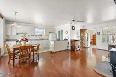 44044 N Haywire Road, Ash Fork, AZ 86320 - Photo 6