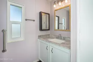 10293 E Manzanita Trail, Dewey-Humboldt, AZ 86327 - Photo 18