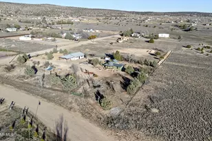 685 W Iris Rd, Paulden, AZ 86334 - Photo 30