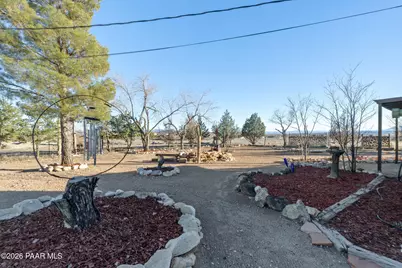 685 W Iris Road, Paulden, AZ 86334 - Photo 4