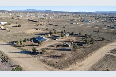 685 W Iris Road, Paulden, AZ 86334 - Photo 28