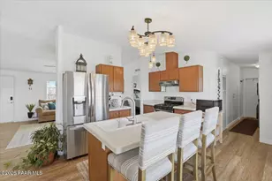 10585 S Cholla Dr, Mayer, AZ 86333 - Photo 14