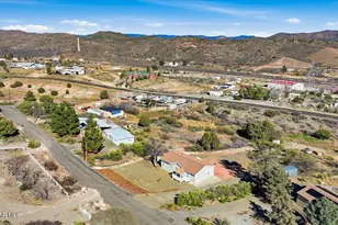 10585 S Cholla Dr, Mayer, AZ 86333 - Photo 32