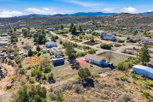 10585 S Cholla Dr, Mayer, AZ 86333 - Photo 30