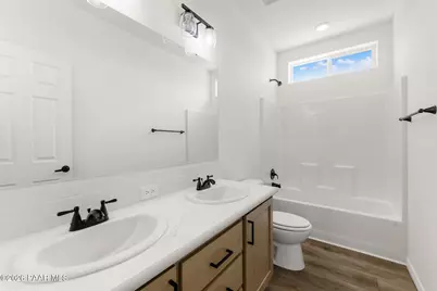 9905 E Ringold Road, Dewey-Humboldt, AZ 86327 - Photo 18