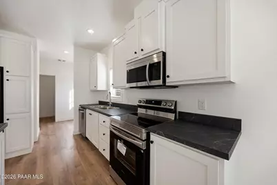 360 W Granada Drive, Paulden, AZ 86334 - Photo 4