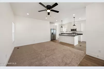 360 W Granada Drive, Paulden, AZ 86334 - Photo 8