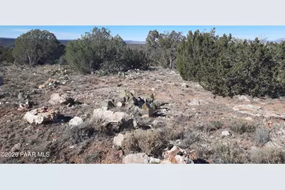 Lot 928 Bridge Canyon Pkwy, Seligman, AZ 86337 - Photo 14