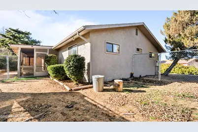 11113 E Cochise Circle, Dewey-Humboldt, AZ 86327 - Photo 20