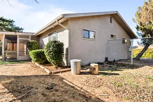 11113 E Cochise Circle, Dewey-Humboldt, AZ 86327 - Photo 20
