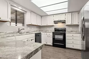 11113 E Cochise Circle, Dewey-Humboldt, AZ 86327 - Photo 6