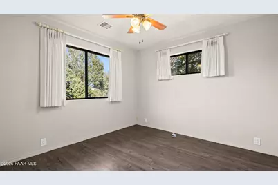 11113 E Cochise Circle, Dewey-Humboldt, AZ 86327 - Photo 8