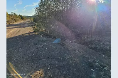 32397 W Camino Oso, Seligman, AZ 86337 - Photo 20