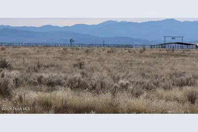 3 E Dawn To Milky Way, Prescott Valley, AZ 86315 - Photo 1