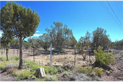 2445 N Luana Drive, Williams, AZ 86046 - Photo 18