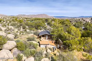 23256 S Mountainaire Dr, Yarnell, AZ 85362 - Photo 10