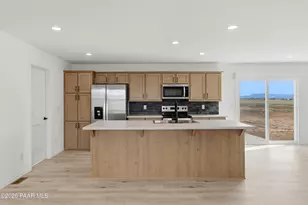 27181 W Kingdom Ct, Paulden, AZ 86334 - Photo 8