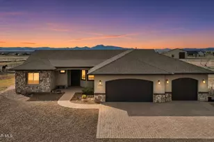 11350 N Retriever Ln, Prescott Valley, AZ 86315 - Photo 1